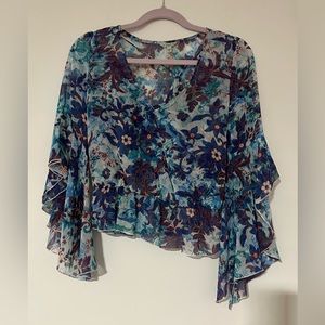 Guess women’s blouse size extra small brand new with tags